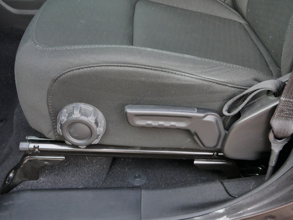 Thumbnail: 2020 Jeep Gladiator - 18