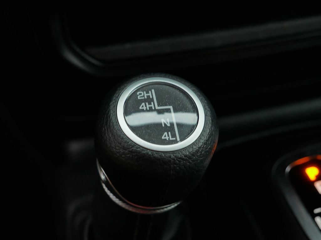 Thumbnail: 2020 Jeep Gladiator - 34