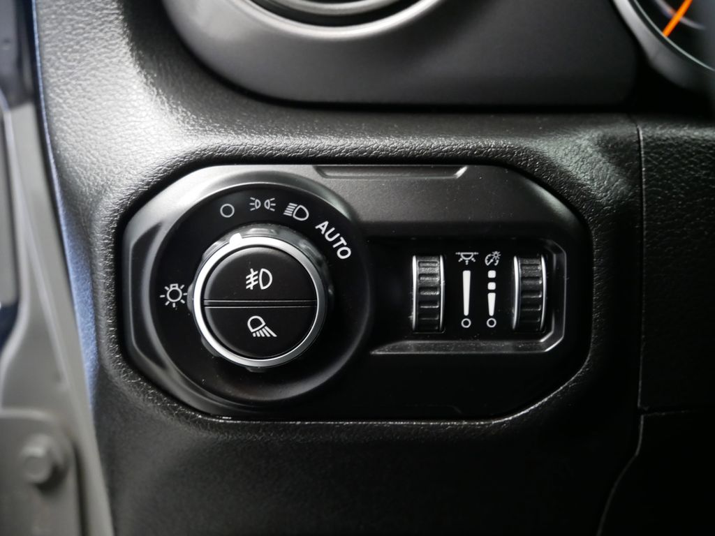 2021 Jeep Gladiator Sport 24