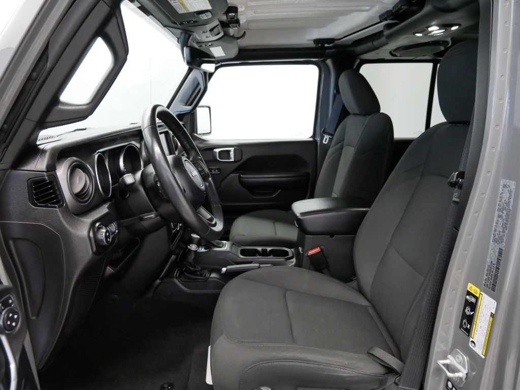 2021 Jeep Gladiator Sport 9