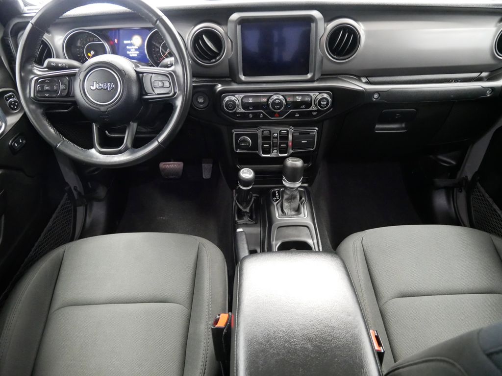 2021 Jeep Gladiator Sport 12