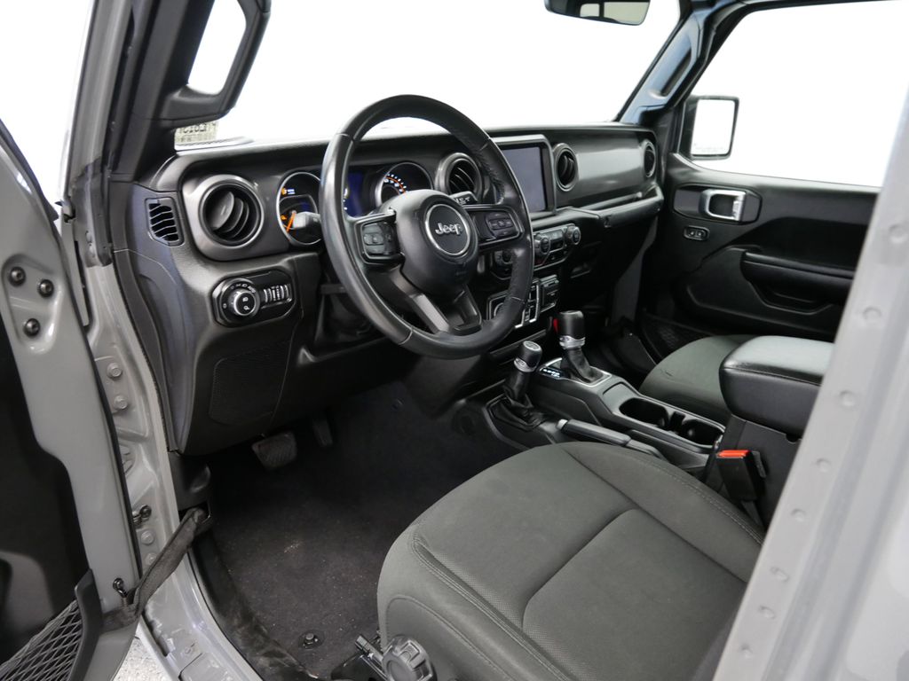 2021 Jeep Gladiator Sport 2