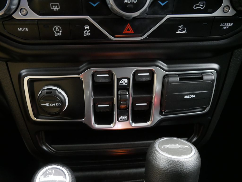 2021 Jeep Gladiator Sport 36