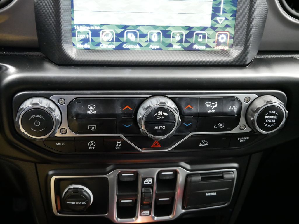 2021 Jeep Gladiator Sport 34