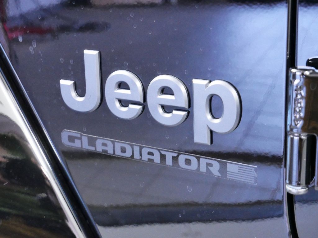 Thumbnail: 2024 Jeep Gladiator - 20