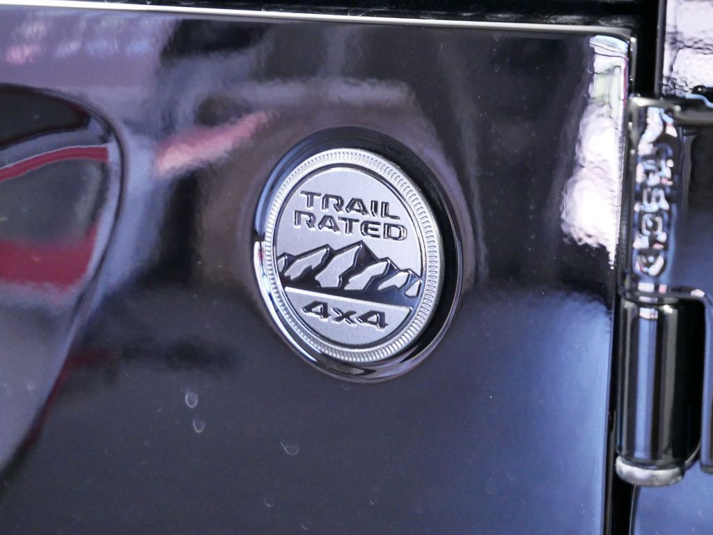 Thumbnail: 2024 Jeep Gladiator - 19