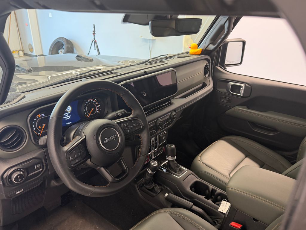 Thumbnail: 2024 Jeep Gladiator - 2