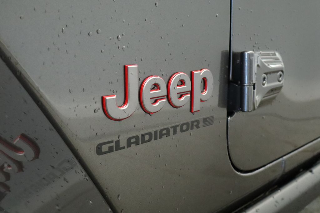 Thumbnail: 2026 Jeep Gladiator - 21
