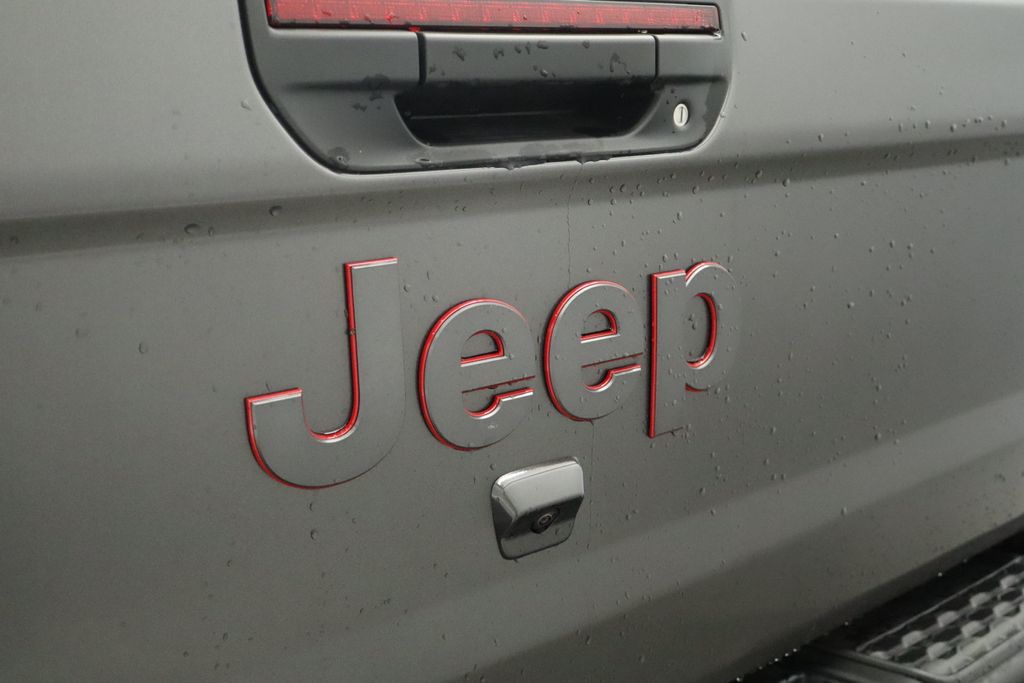 Thumbnail: 2026 Jeep Gladiator - 25