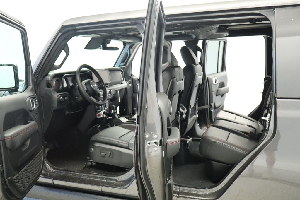 Thumbnail: 2026 Jeep Gladiator - 11