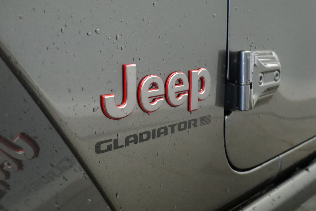Thumbnail: 2026 Jeep Gladiator - 22