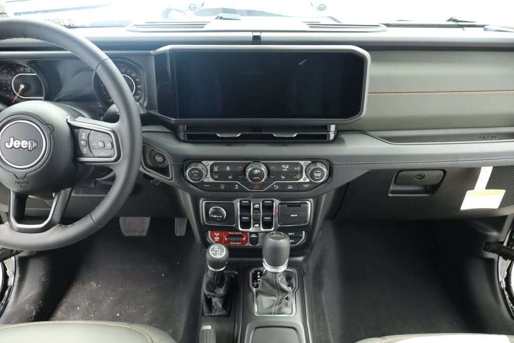 Thumbnail: 2026 Jeep Gladiator - 14