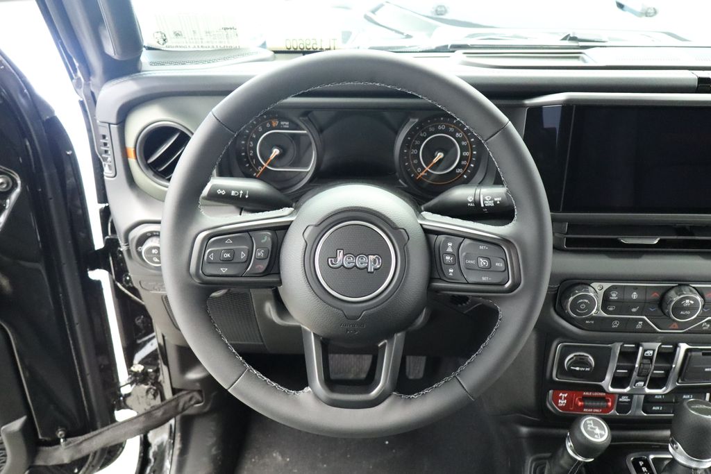 Thumbnail: 2026 Jeep Gladiator - 13
