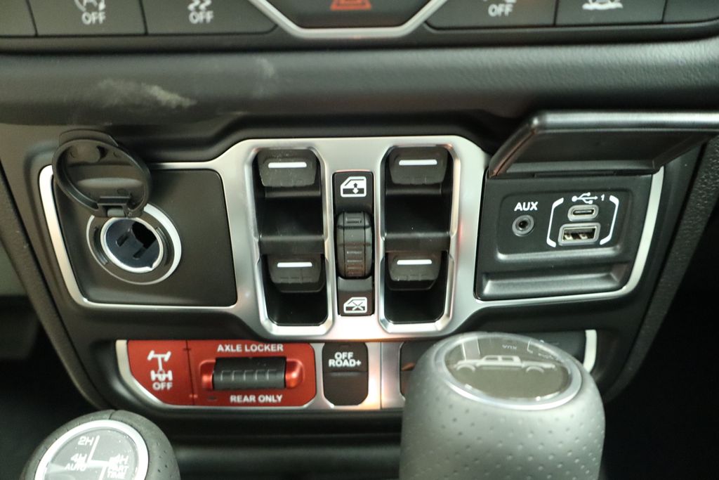 Thumbnail: 2026 Jeep Gladiator - 45