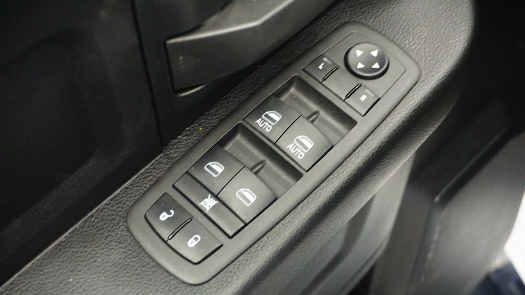 Thumbnail: 2022 RAM 1500 - 27