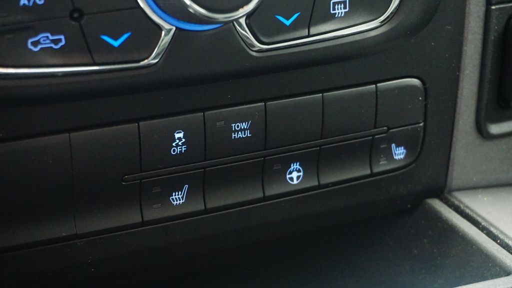 Thumbnail: 2022 RAM 1500 - 30