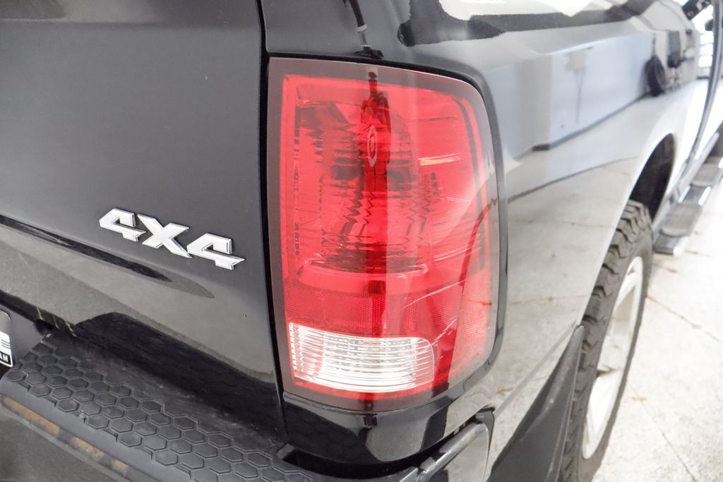 Thumbnail: 2014 RAM 1500 - 21