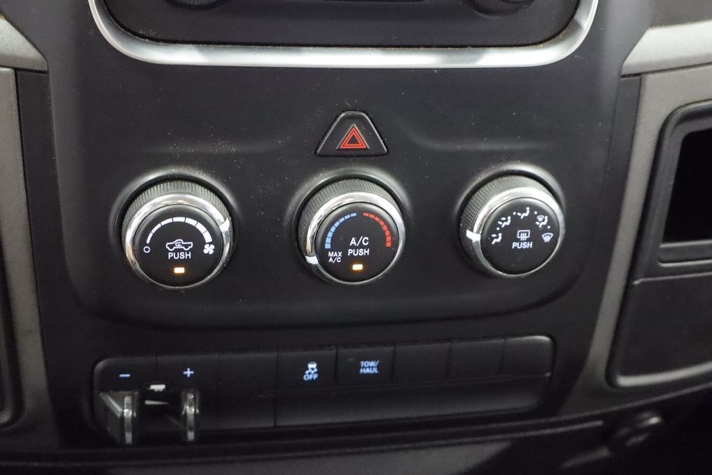 Thumbnail: 2014 RAM 1500 - 26
