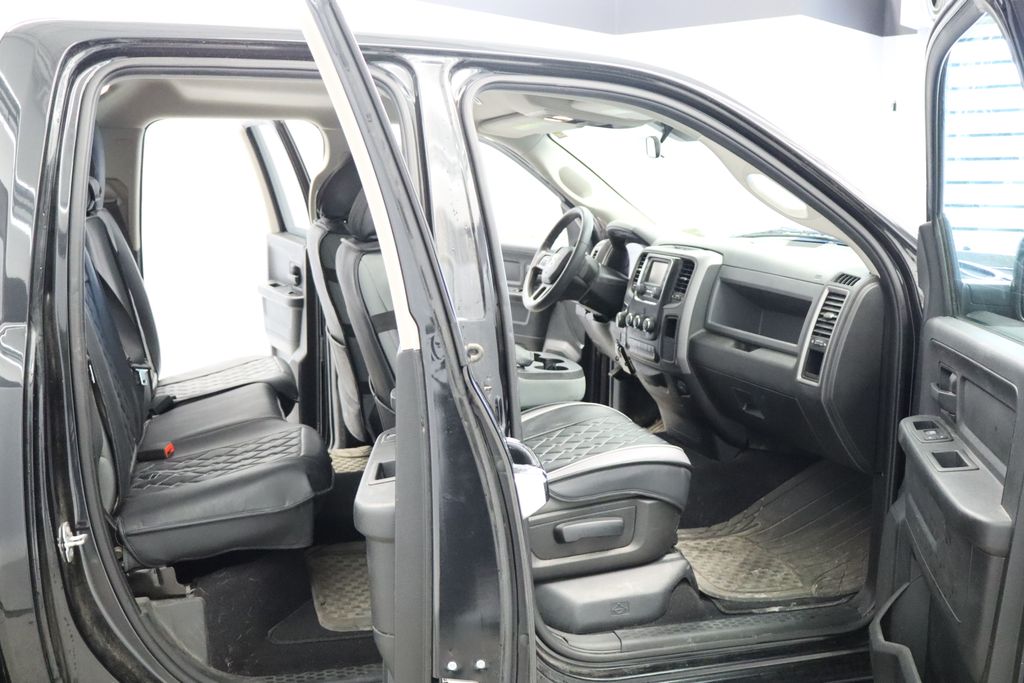 Thumbnail: 2019 RAM 1500 - 30