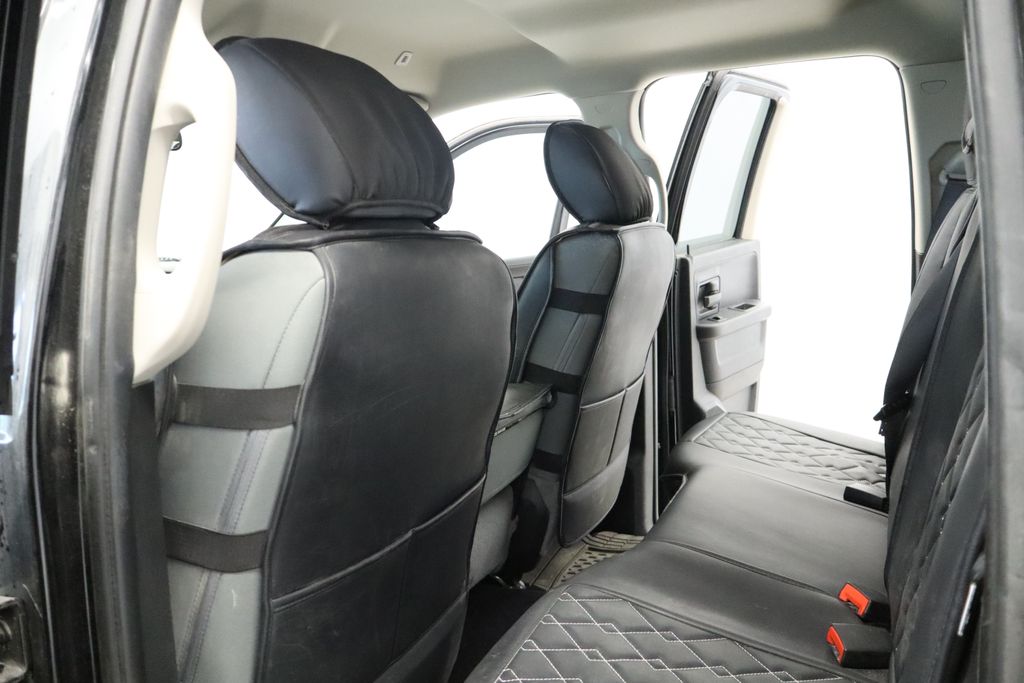 Thumbnail: 2019 RAM 1500 - 32