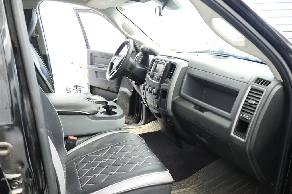 Thumbnail: 2019 RAM 1500 - 2