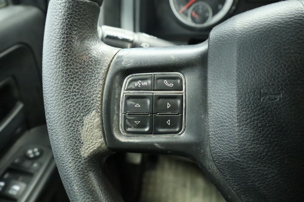 Thumbnail: 2019 RAM 1500 - 37