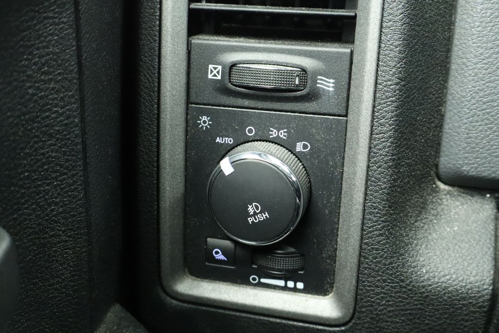 Thumbnail: 2015 RAM 1500 - 28