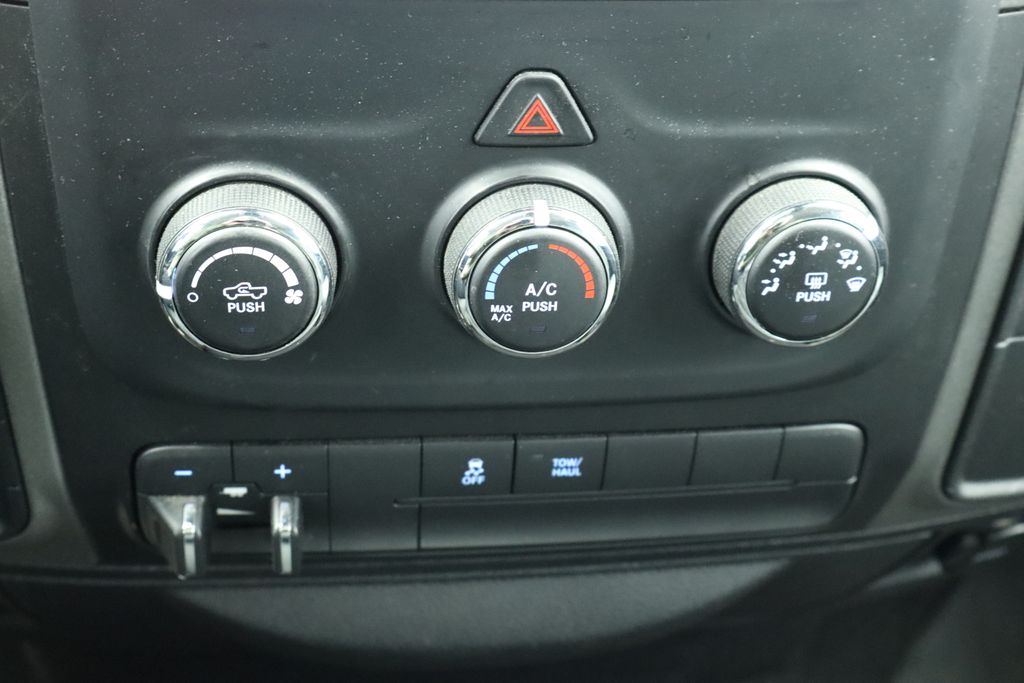 Thumbnail: 2015 RAM 1500 - 32