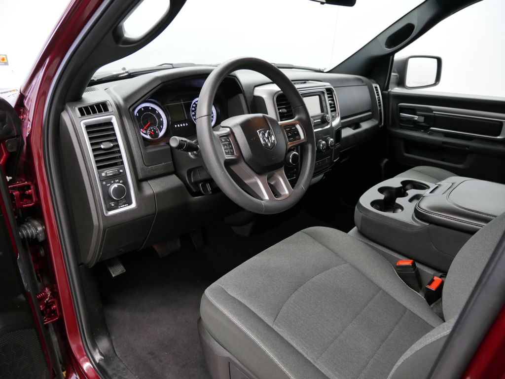 2022 RAM 1500 Warlock 2