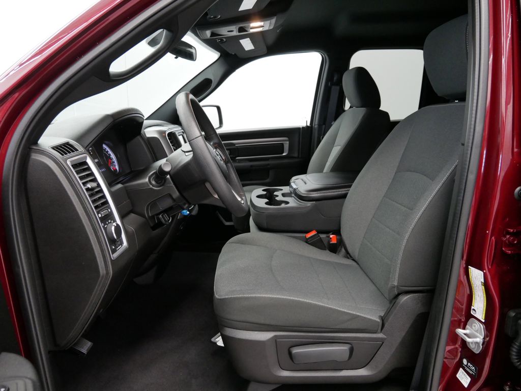 2022 RAM 1500 Warlock 9