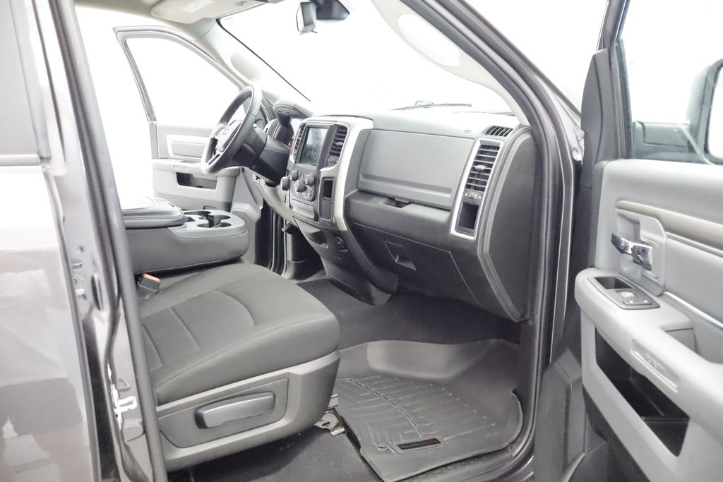 Thumbnail: 2019 RAM 1500 - 31