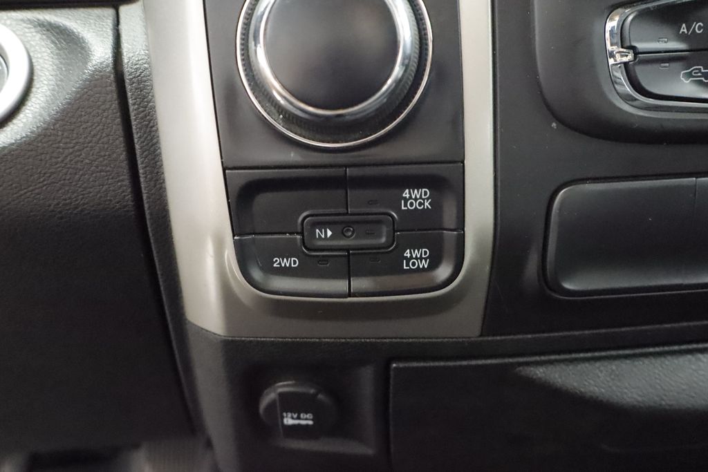 Thumbnail: 2019 RAM 1500 - 28