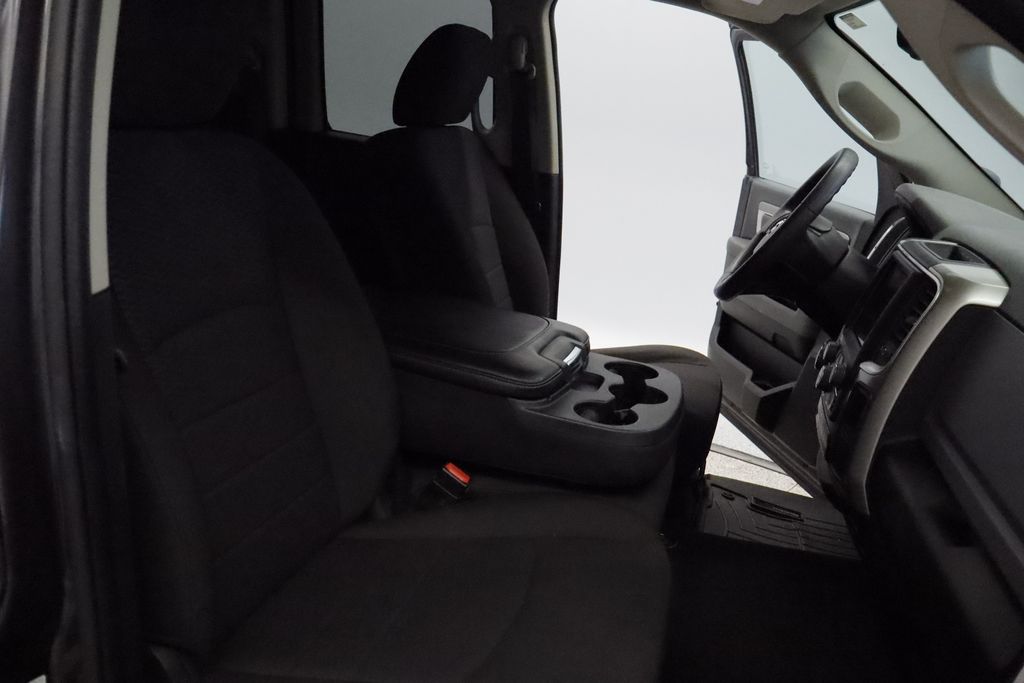 Thumbnail: 2019 RAM 1500 - 9