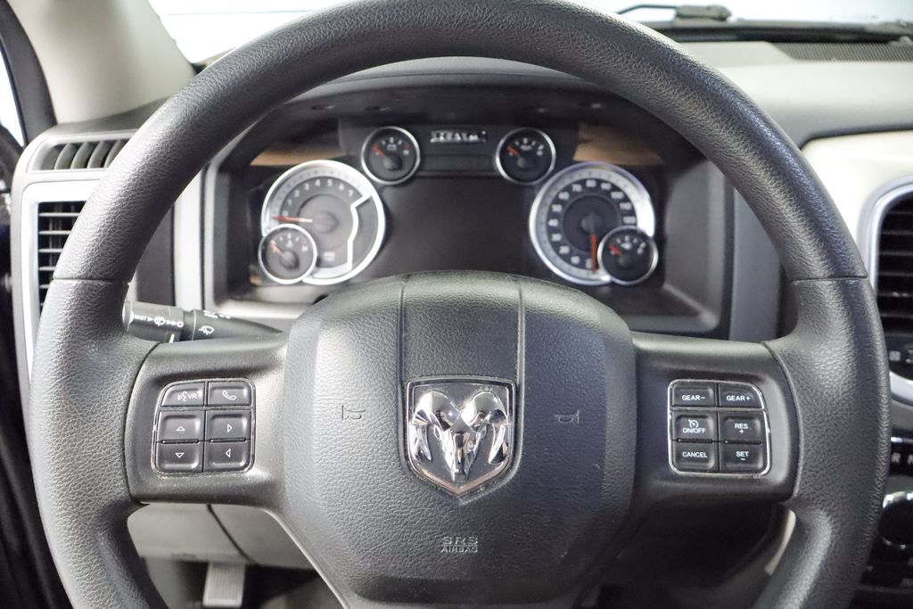 Thumbnail: 2020 RAM 1500 - 25