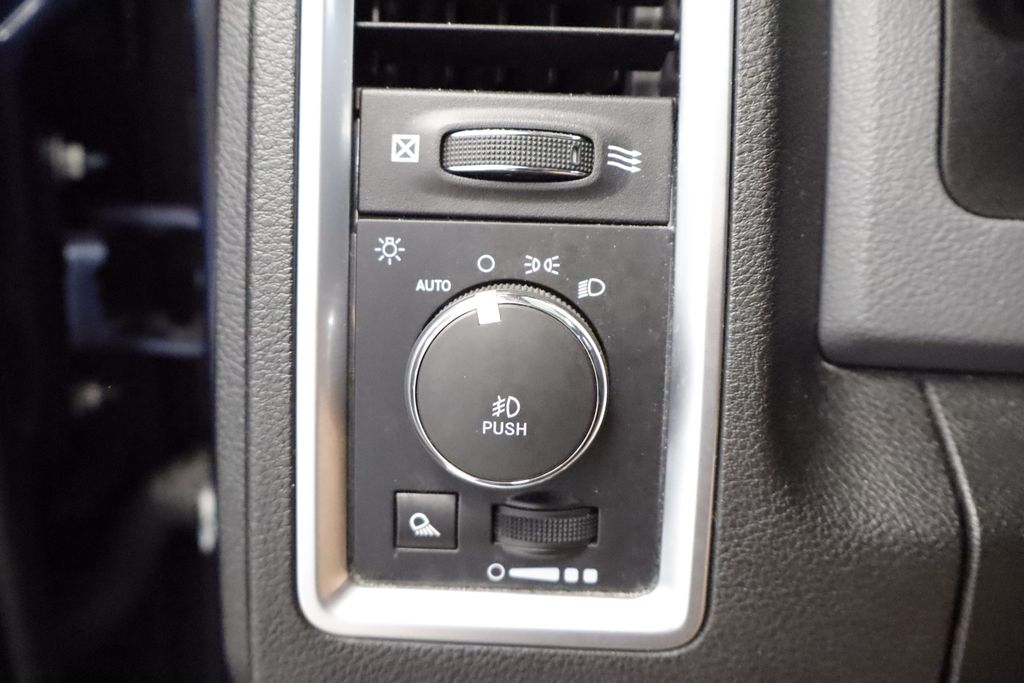Thumbnail: 2020 RAM 1500 - 16