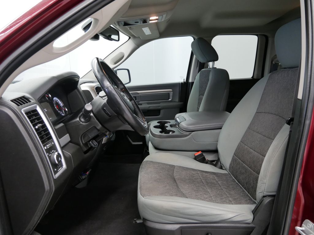 2019 RAM 1500 SLT 10