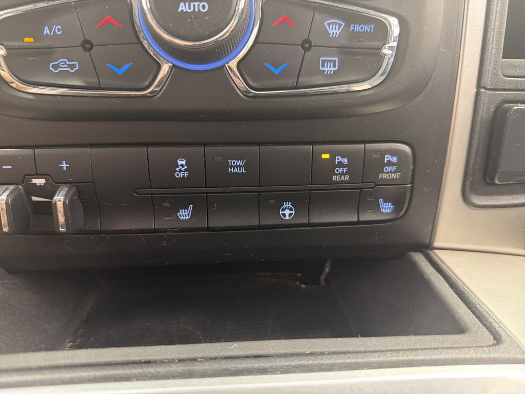 Thumbnail: 2019 RAM 1500 - 40