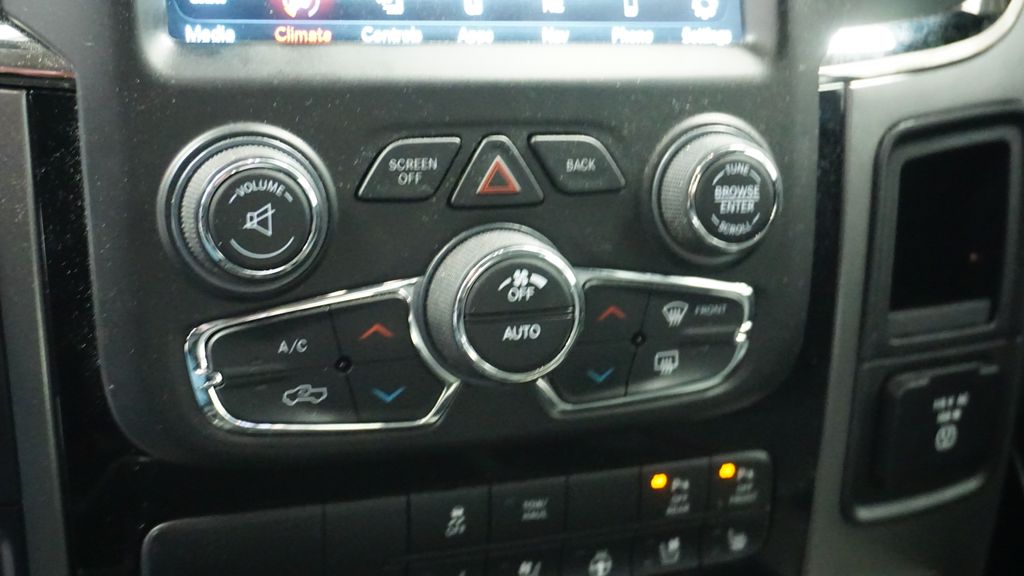 Thumbnail: 2018 RAM 1500 - 29