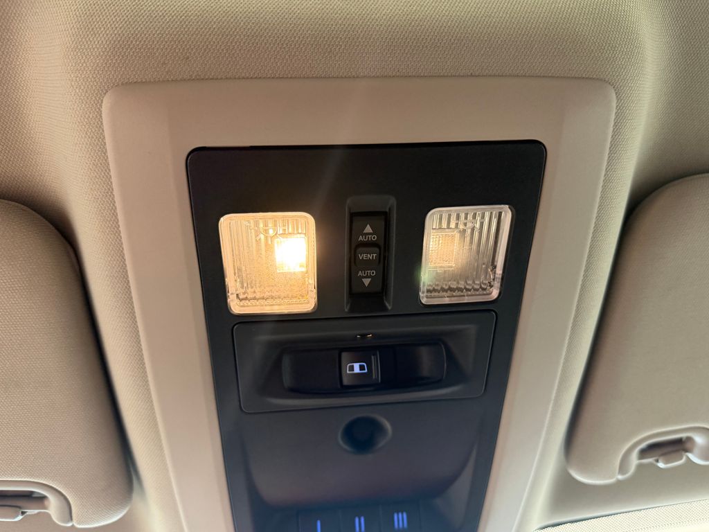 Thumbnail: 2013 RAM 1500 - 32