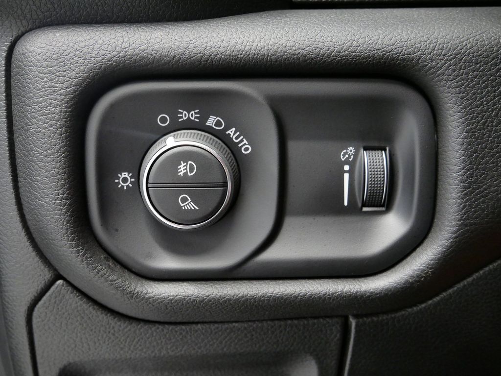 Thumbnail: 2023 RAM 1500 - 25