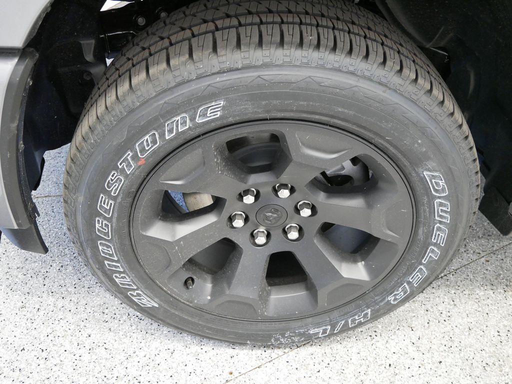 Thumbnail: 2025 RAM 1500 - 25