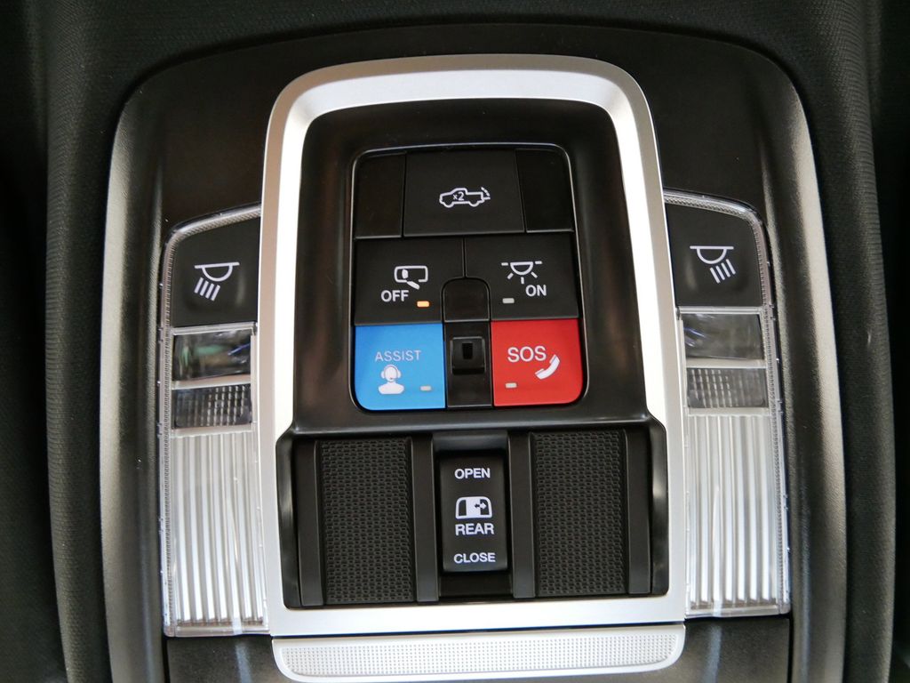 Thumbnail: 2025 RAM 1500 - 43