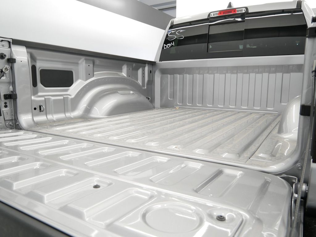 Thumbnail: 2025 RAM 1500 - 15