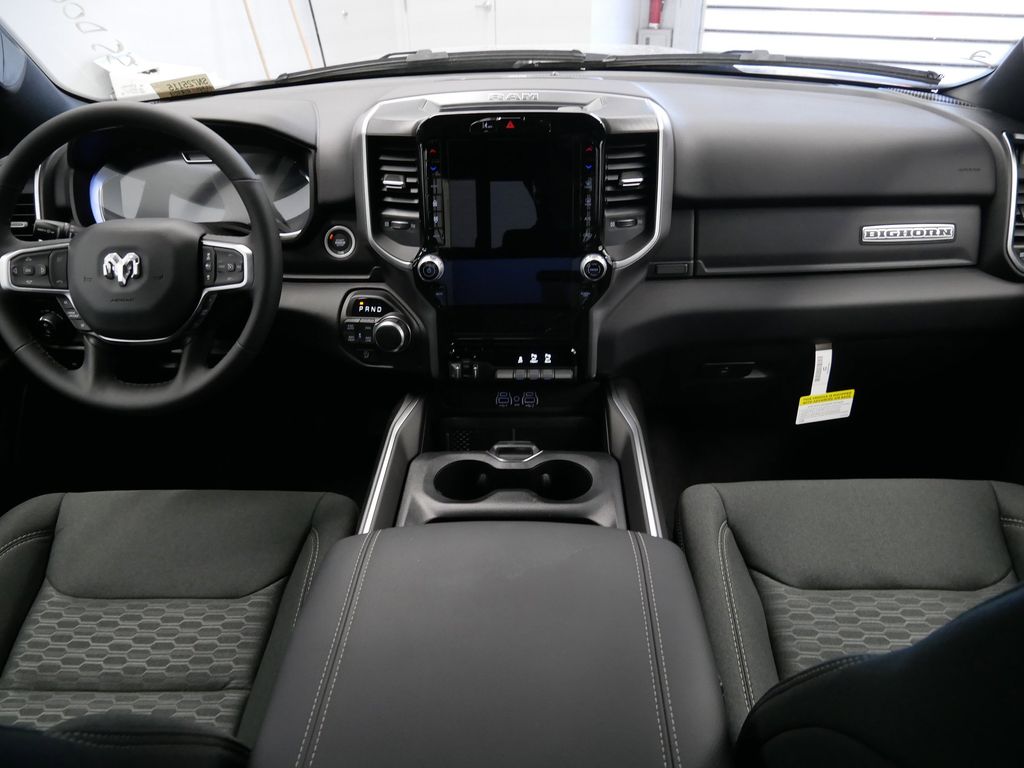 Thumbnail: 2025 RAM 1500 - 2