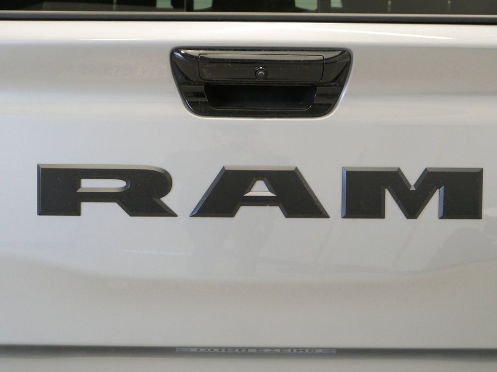 Thumbnail: 2025 RAM 1500 - 28