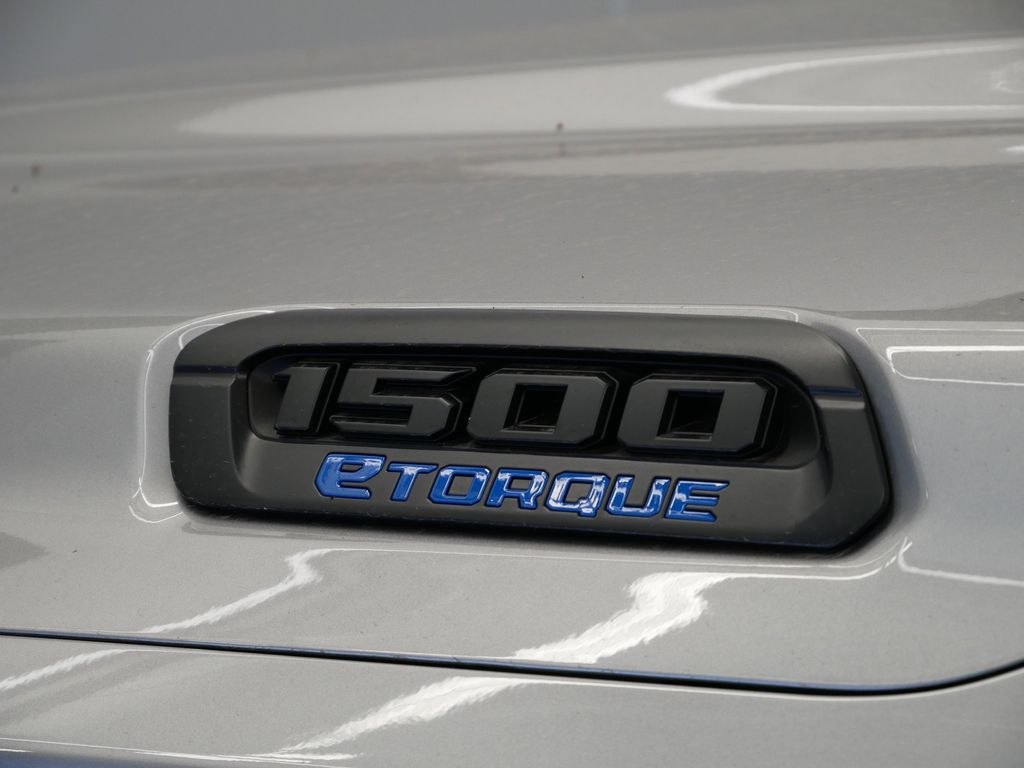 Thumbnail: 2025 RAM 1500 - 21