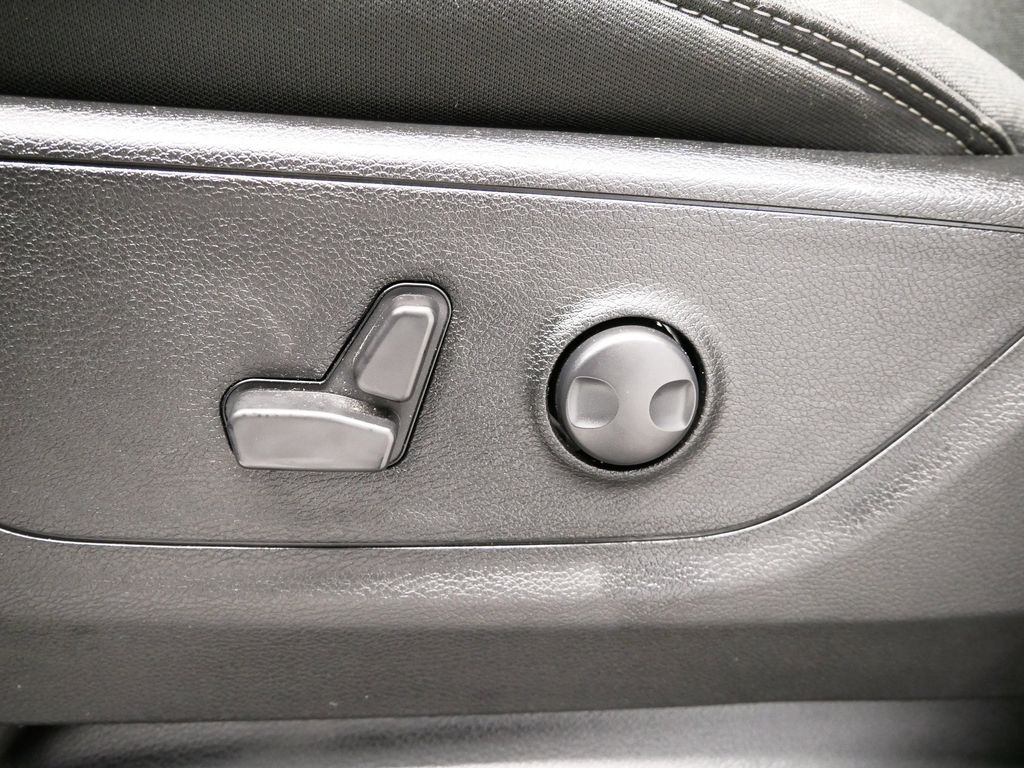 Thumbnail: 2023 RAM 1500 - 35