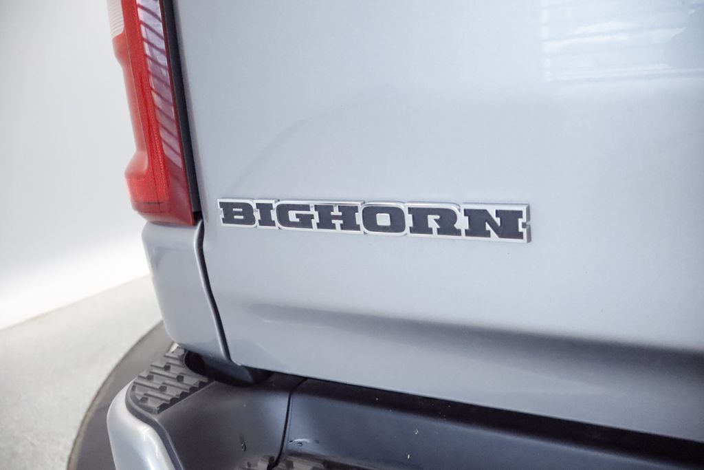 Thumbnail: 2025 RAM 1500 - 18