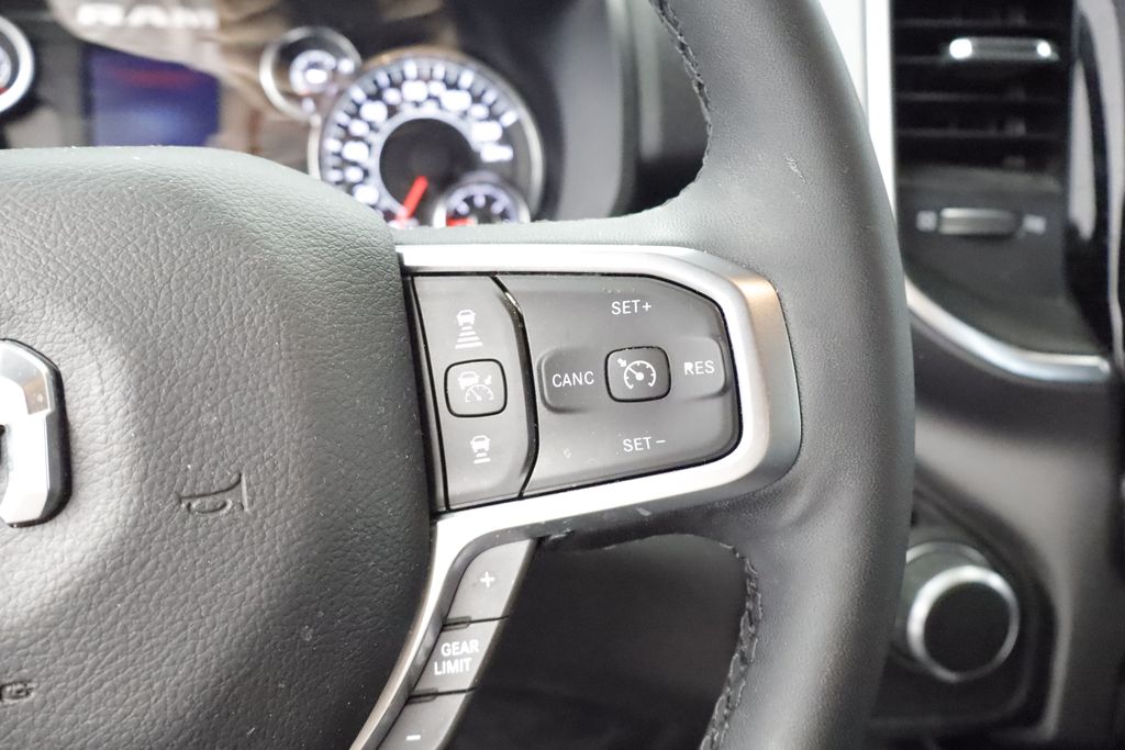 Thumbnail: 2025 RAM 1500 - 22
