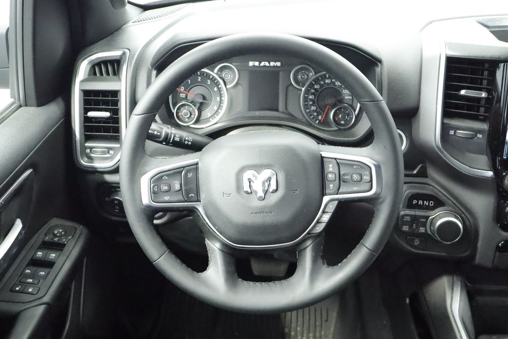 Thumbnail: 2025 RAM 1500 - 9